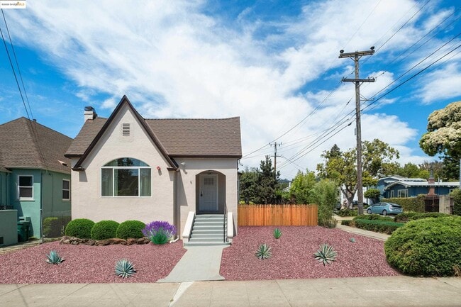 Building Photo - 1437 Portland Ave Rental