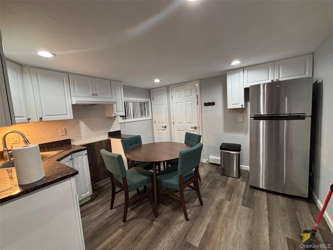 Photo - 832 Jefferson St