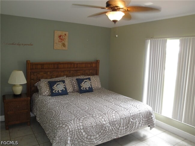 Photo - 301 SE 1st St