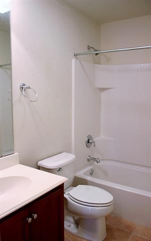 Photo - 15949 BlakeTree Dr