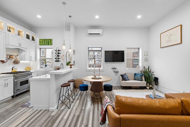 Photo - 405 Bloomfield St Unit 4