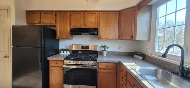 Photo - 10 Woodfield Dr