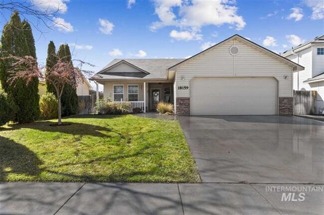 Building Photo - 3 Bedroom 2 Bath Single Level Blackhawk Subdivision