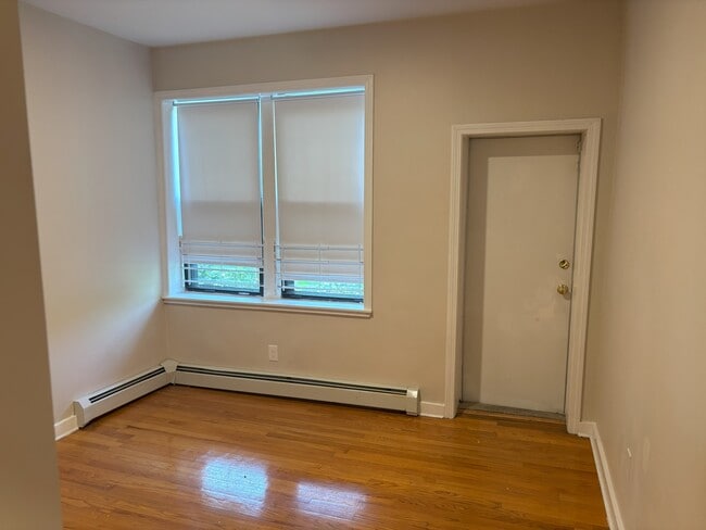 Photo - 137 Intervale St