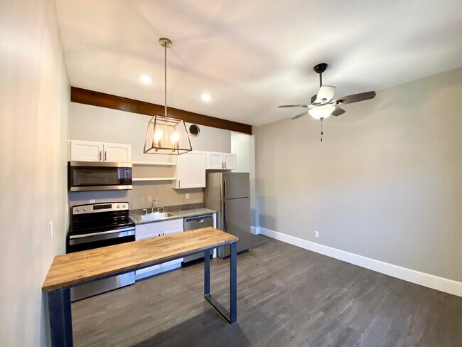 Photo - Iron Horse Flats