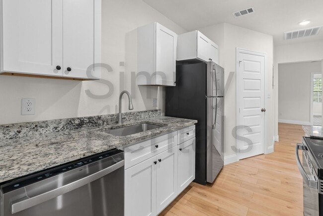 Photo - 2005 Wesley St Unit 3