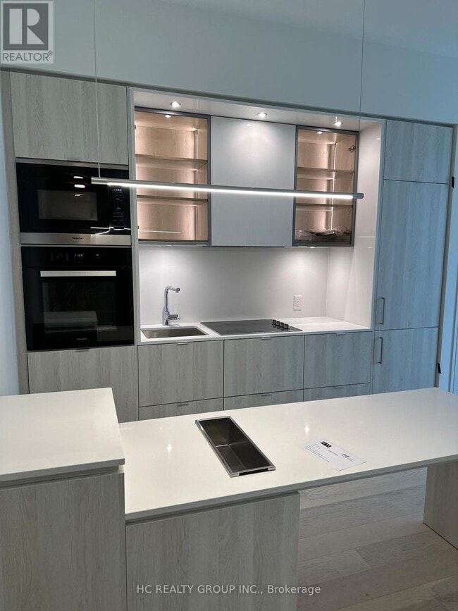 Photo - 11 Yorkville Ave Unité 4806