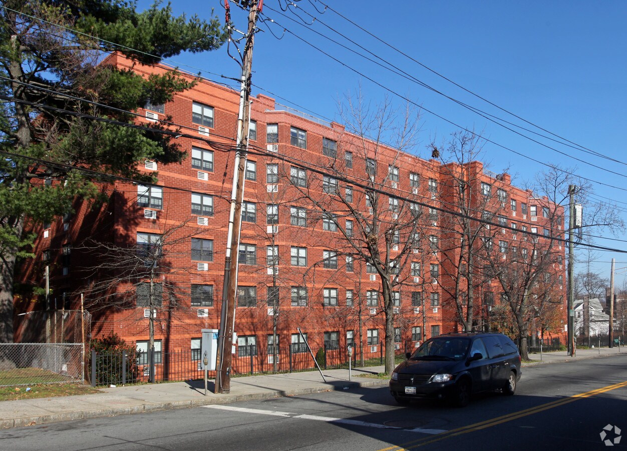 Photo - St James Terrace