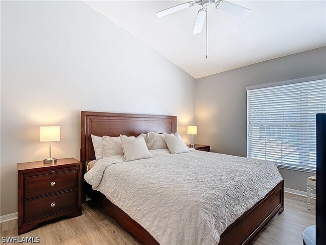 Photo - 4970 Deerfield Way Unit F-203