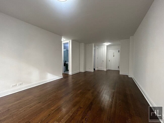 Photo - 5 AVENUE Unit 6K