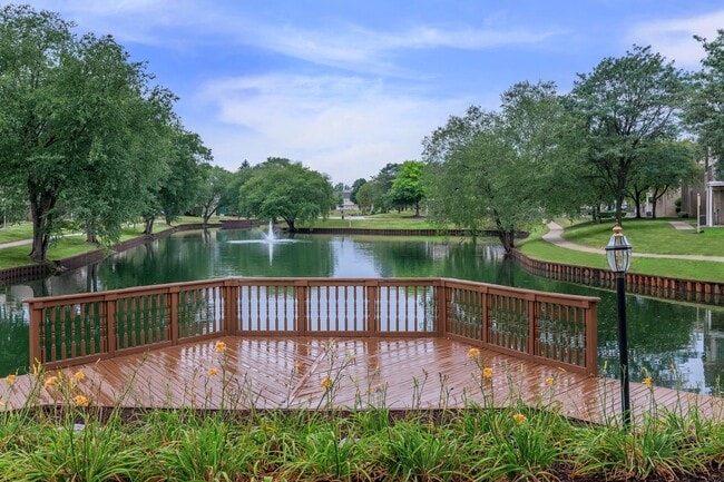 Manors at Knollwood