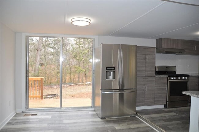 Photo - 3227 Hilltop Cir