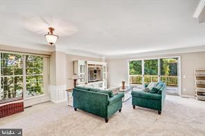 Photo - 353 Barnfield Square NE