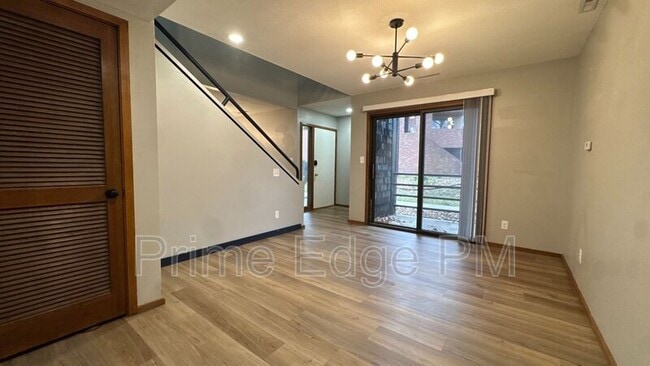 Photo - 1821 Ridgehaven Ct