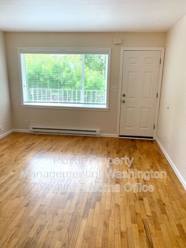 Photo - 3514 Ashworth Ave N Unit #F