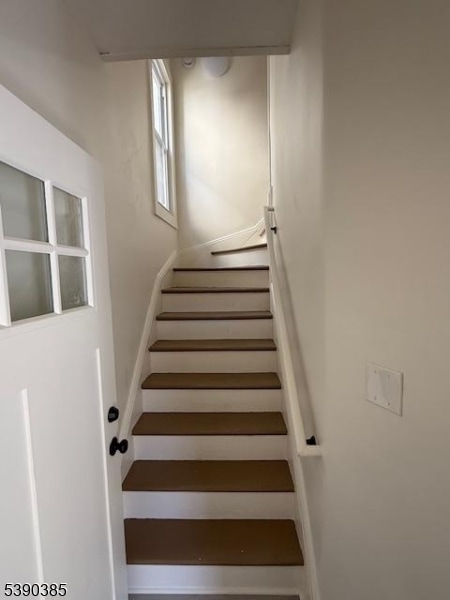 Photo - 53 Maolis Ave