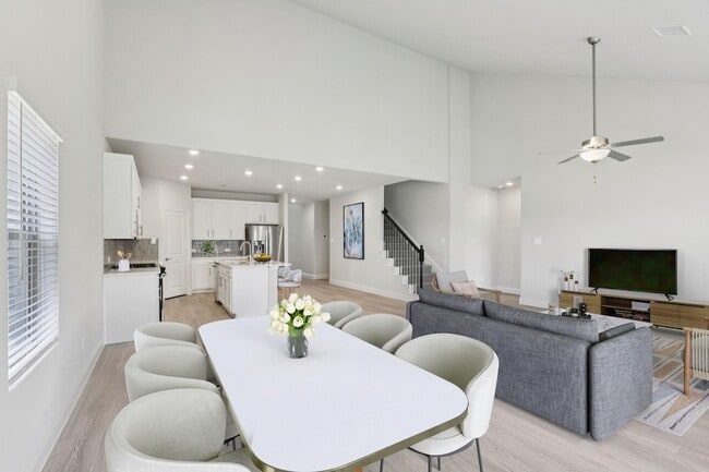 Photo - 2102 Windy Trl