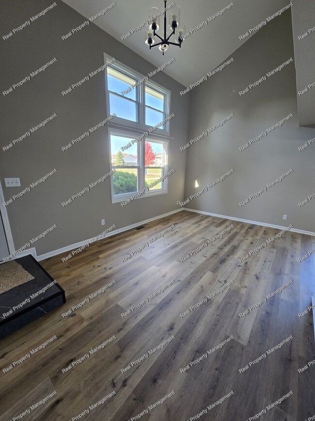 Photo - Updated 2 Bedroom Condo