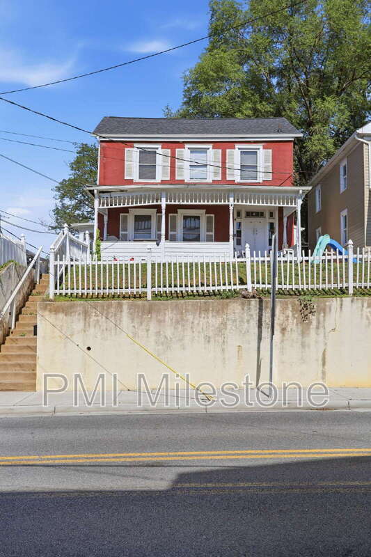Building Photo - 13 N Maryland Ave Unit 2