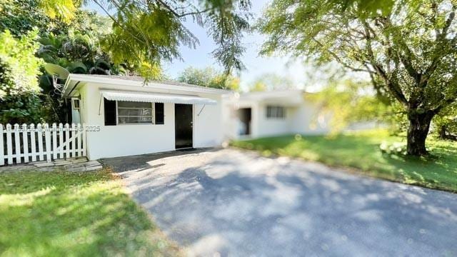 Photo - 6090 SW 27th St (Miami, FL)