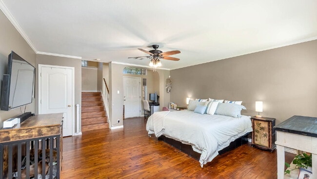 Photo - 638 Coral Harbor