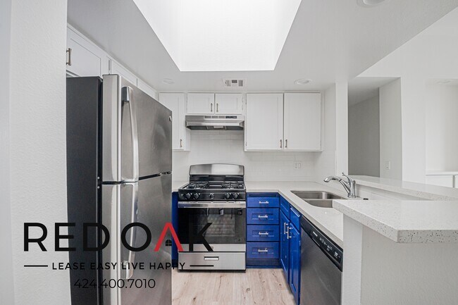 Photo - 4320 S Centinela Ave Unit 204