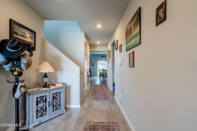 Photo - 6044 Hidden Psge Ave