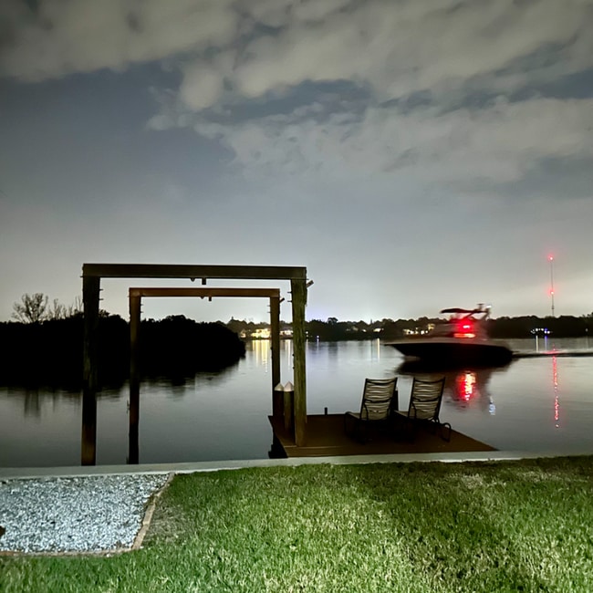 Building Photo - 730 182nd Ave E