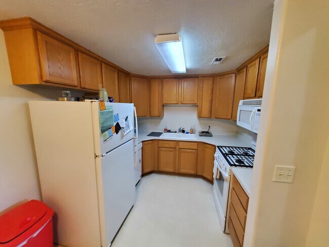 Photo - 1490 S 430 W #