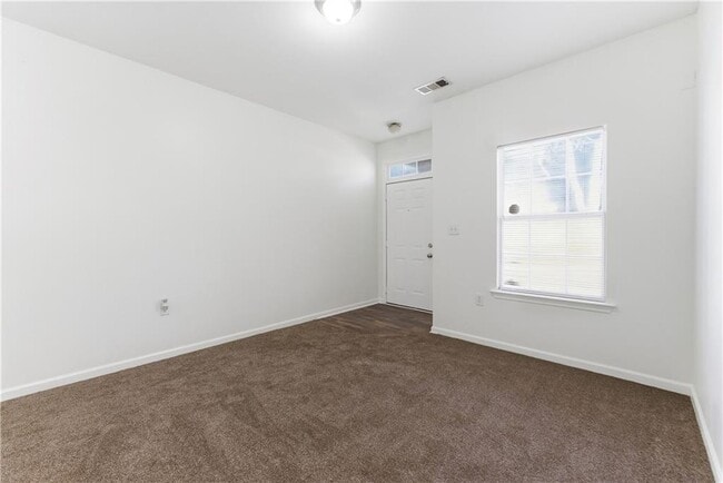 Photo - 2522 Laurel Cir NW