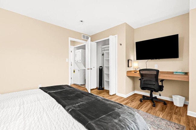 Photo - 27850 Gratiot Ave Unit SI ID1032354P