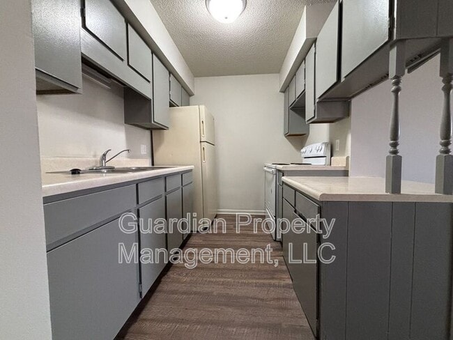 Photo - 1602 Brookside Dr