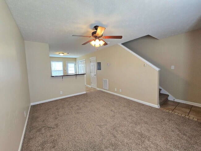 Photo - 808 Oak Arbor Ct