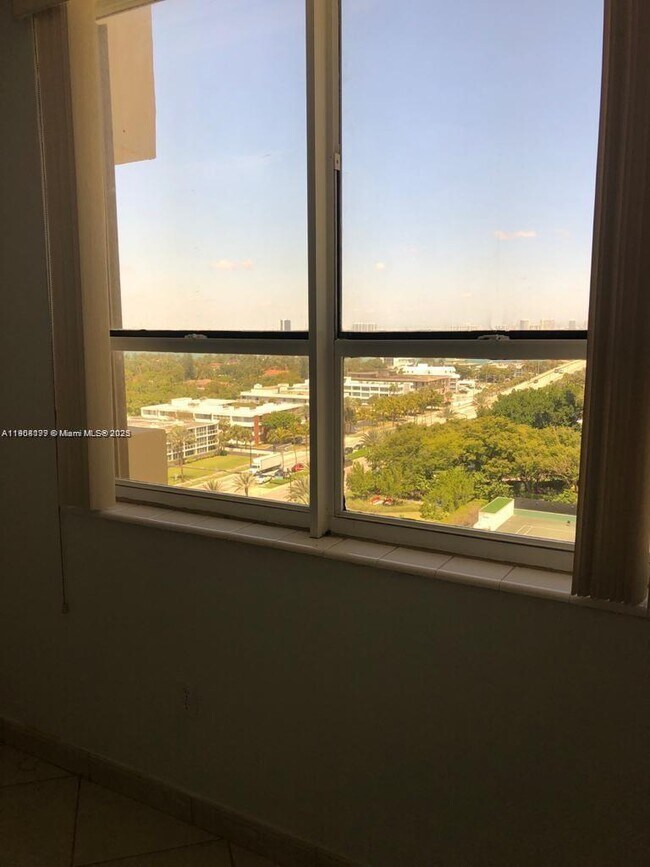 Photo - 10185 Collins Ave Unit 1402