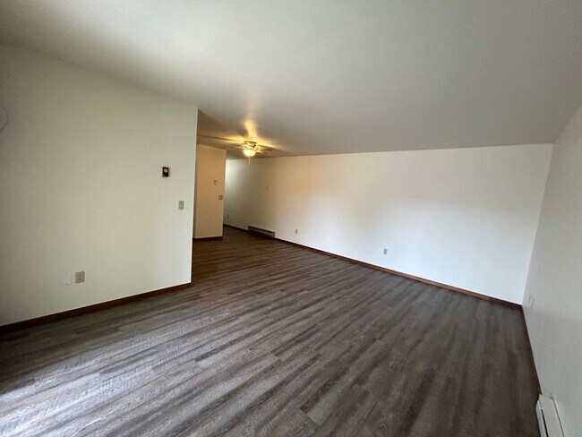 Prairie Village Apartments