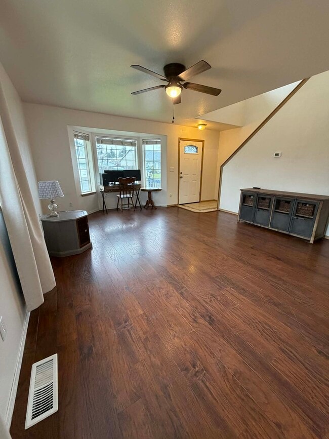 Photo - 15721 95th Ct SE