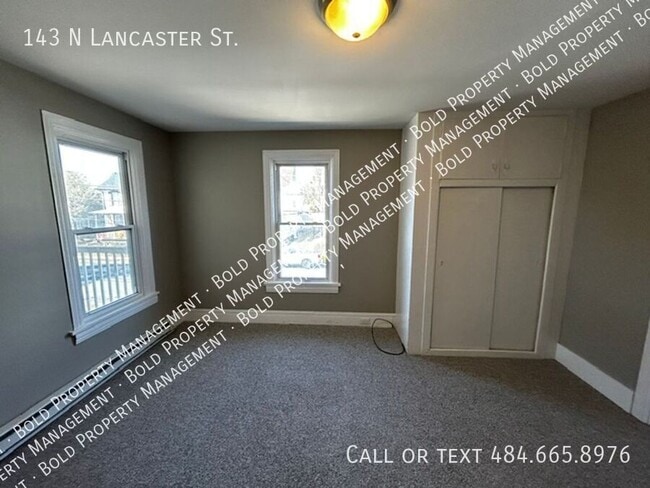 Photo - 143 N Lancaster St