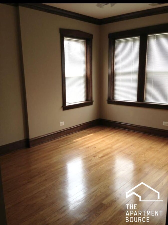 Photo - 3517 W Argyle St Unit 3