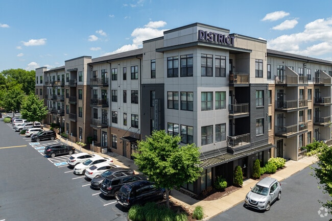 Photo - District at Seven Springs