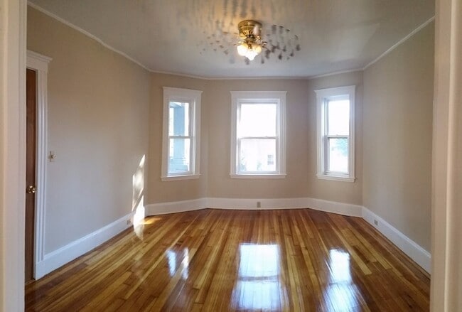 Photo - 8 Olmstead St Unit #2