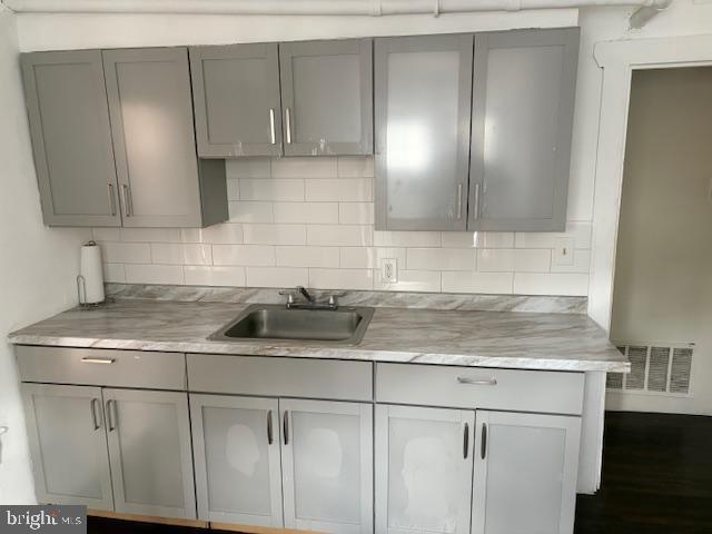 Photo - 112 W Main St Unidad B UPSTAIRS