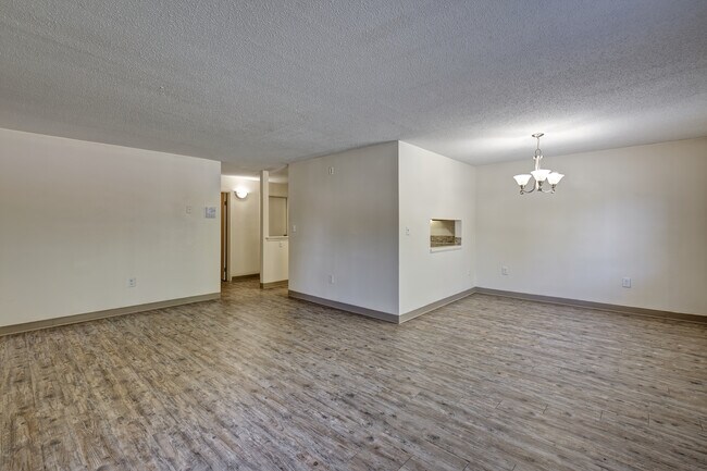 Woodland Apartments