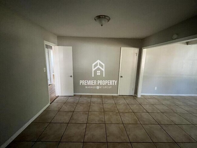 Photo - 3119 Kathy Cove