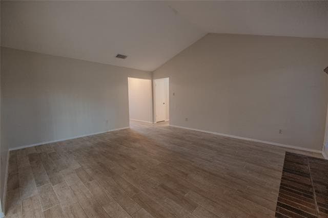 Photo - 1420 Briar Run