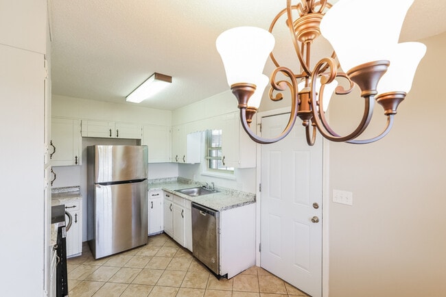 Photo - 437 7th Ave