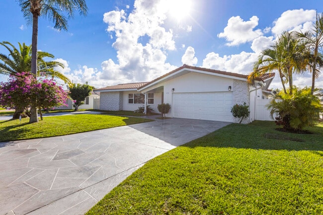 Photo - 4741 NE 29th Ave