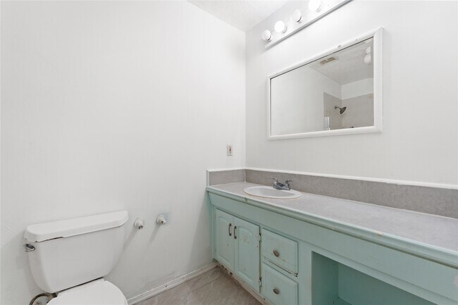 Photo - 9723 Cedar Bluff Dr