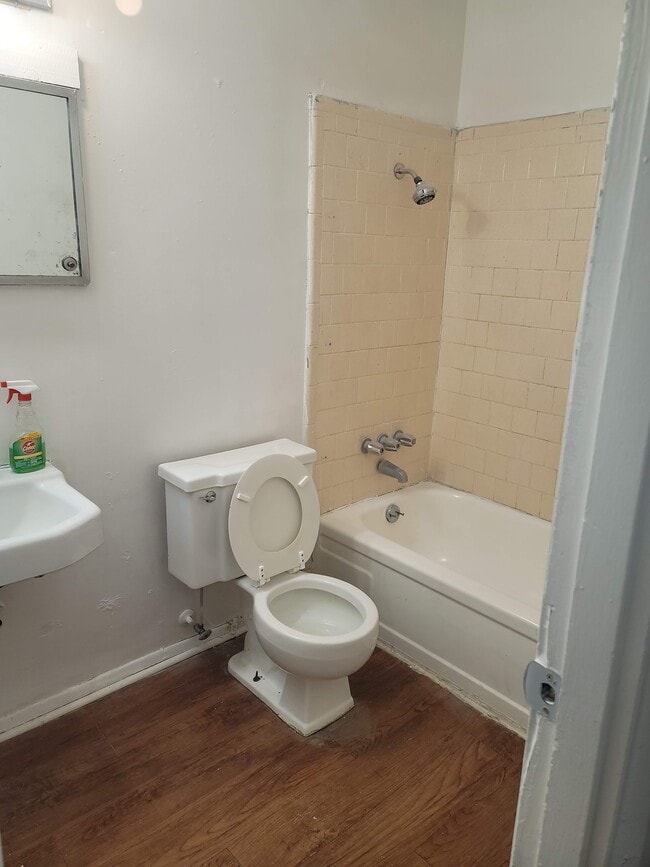 Photo - 1101 Jonathan St