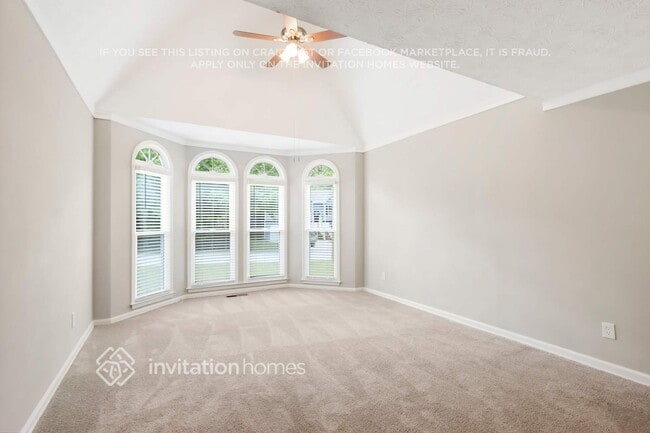 Photo - 1190 Burning Bush Dr