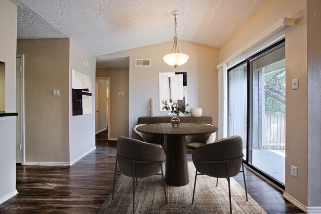 Photo - Summer Grove